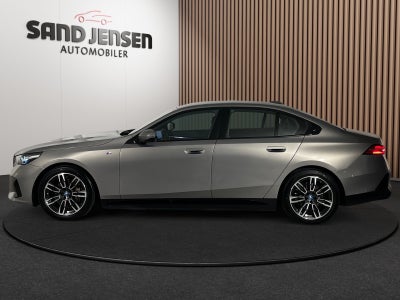 BMW i5 eDrive40 M-Sport