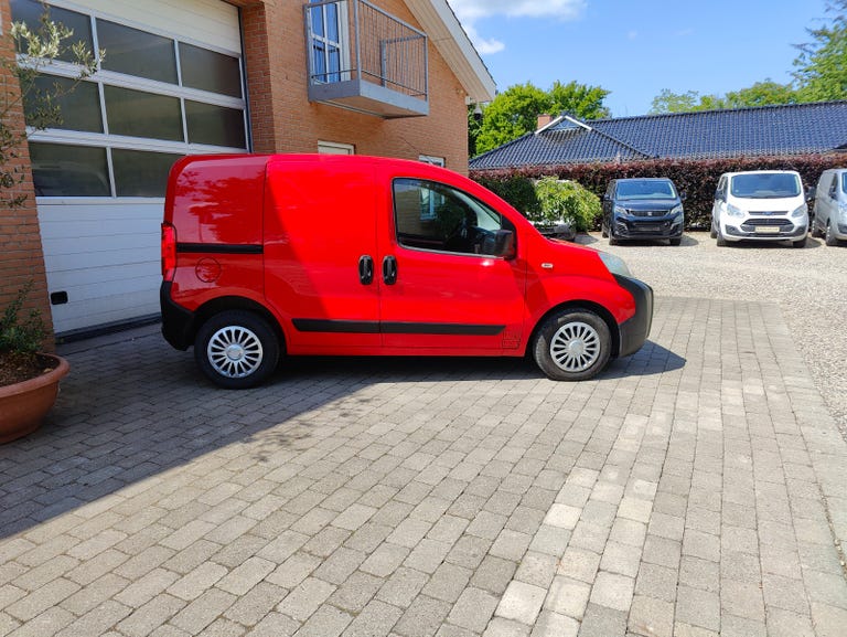 Fiat Fiorino MJT 80 Professional Van