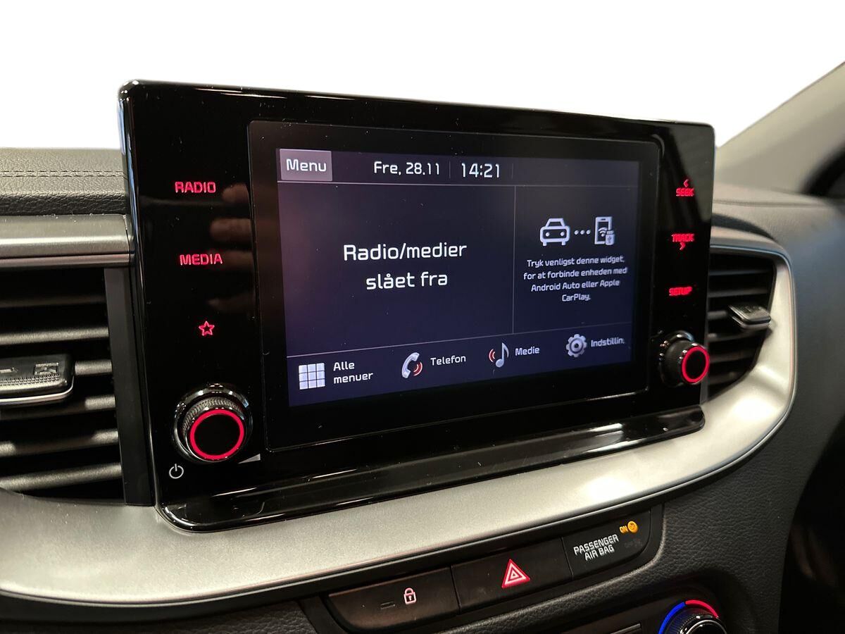 Kia Ceed T-GDi Prestige SW billede 11