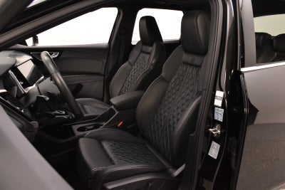 Audi Q4 e-tron S-line quattro