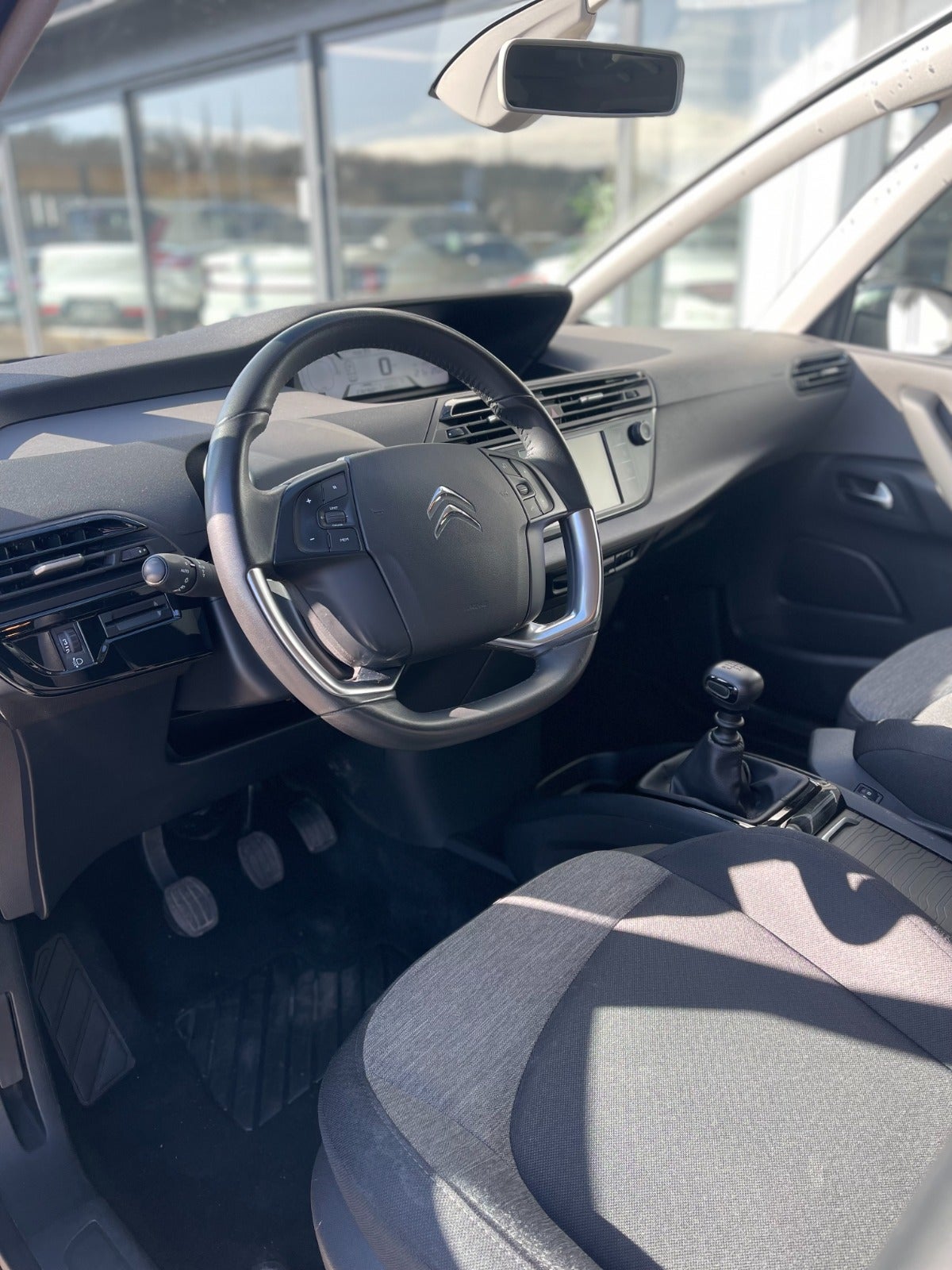 Billede af Citroën Grand C4 SpaceTourer 1,6 BlueHDi 120 Iconic 7prs