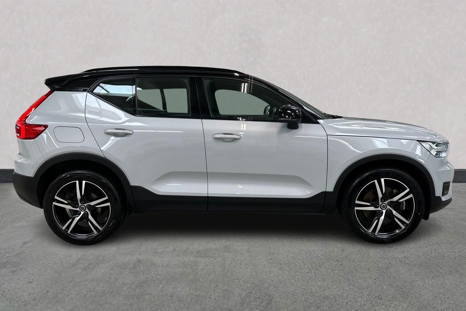 Billede af Volvo XC40 1,5 T5 ReCharge R-Design aut.