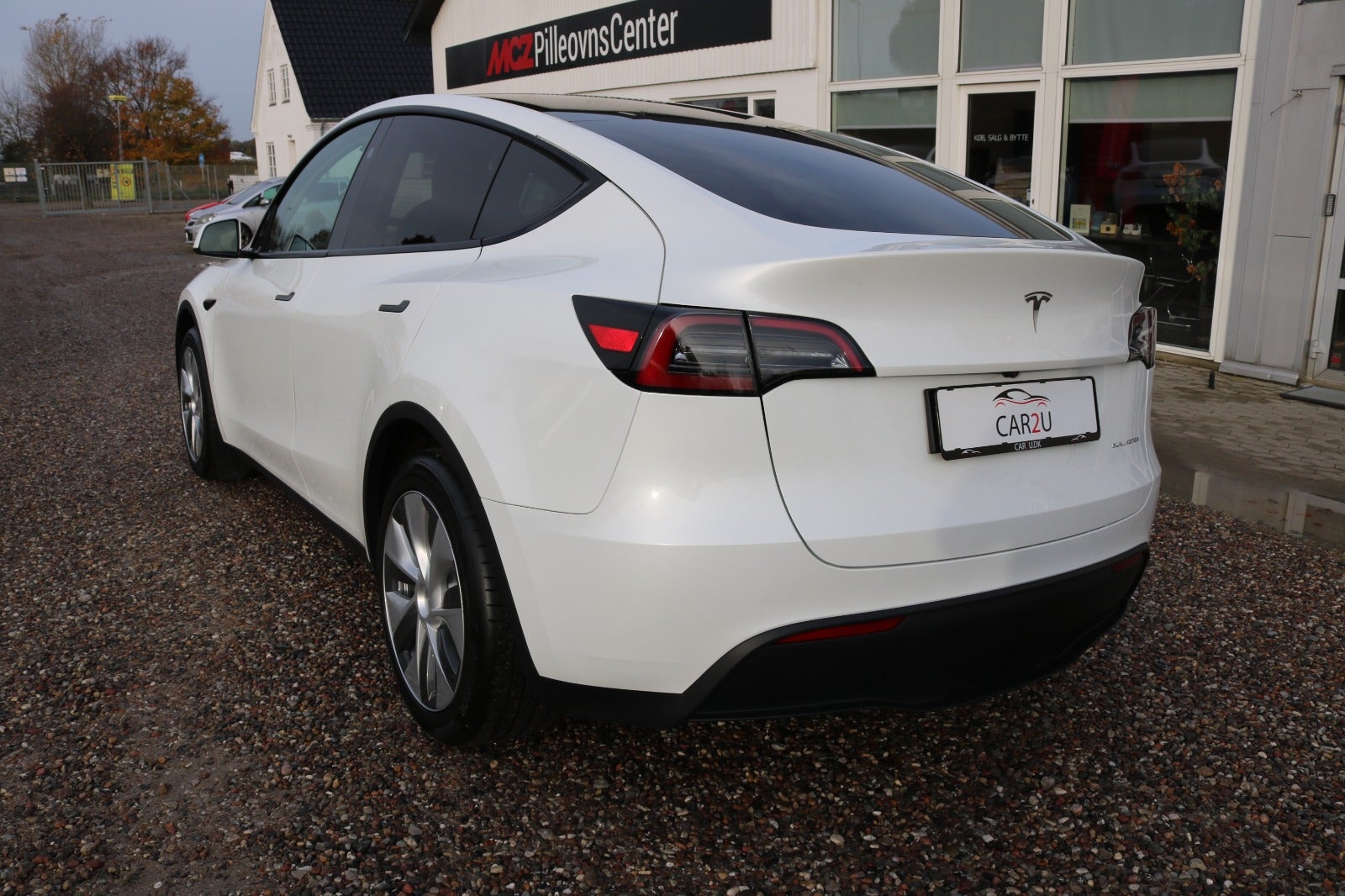 Tesla Model Y Long Range AWD