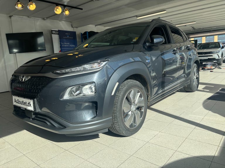 Hyundai Kona EV Trend