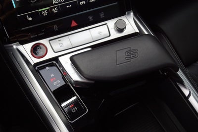 Audi e-tron S quattro