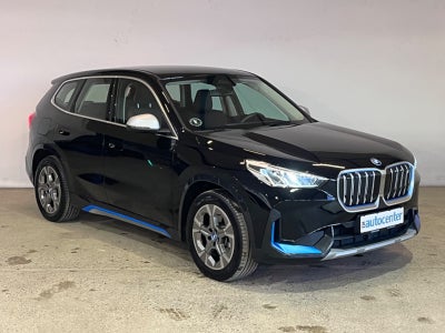 BMW iX1 xDrive30 X-Line