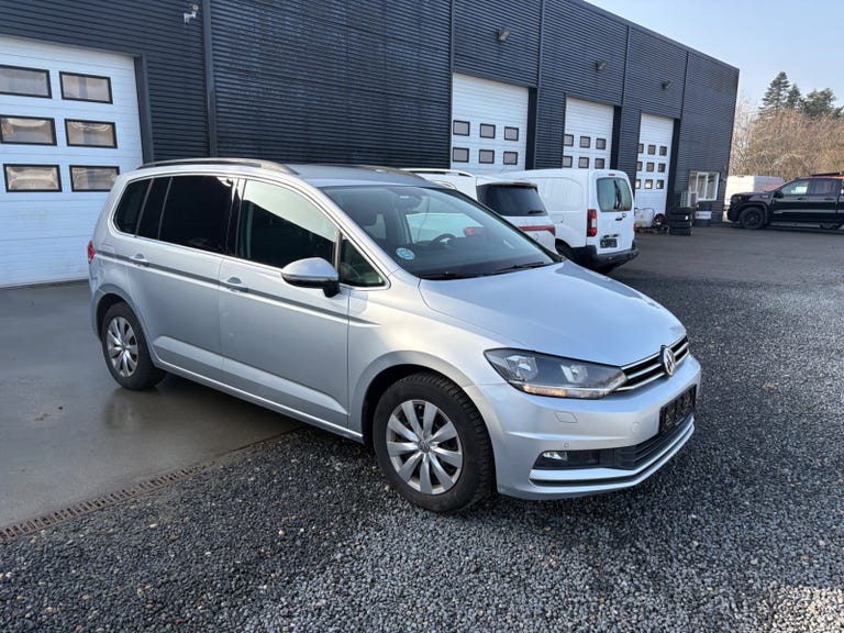 VW Touran TDi 115 Comfortline Van