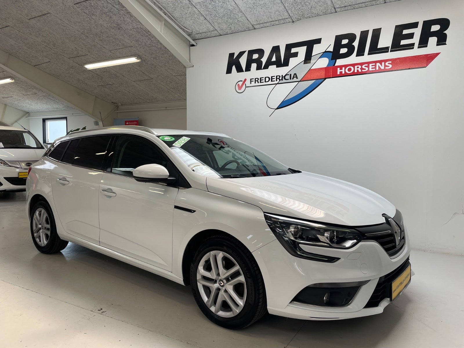 Billede af Renault Megane IV 1,5 dCi 115 Zen Sport Tourer EDC Van