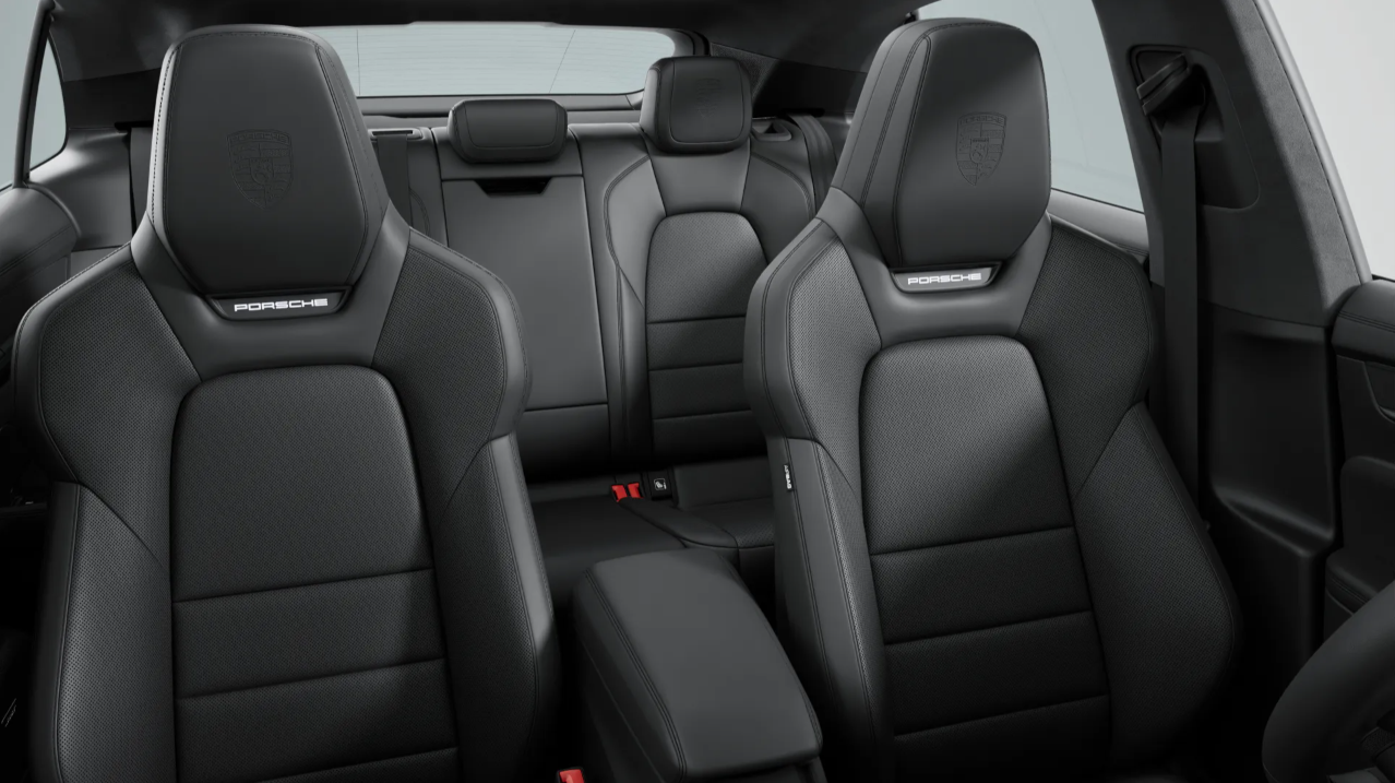 Gallery image 4 of 6