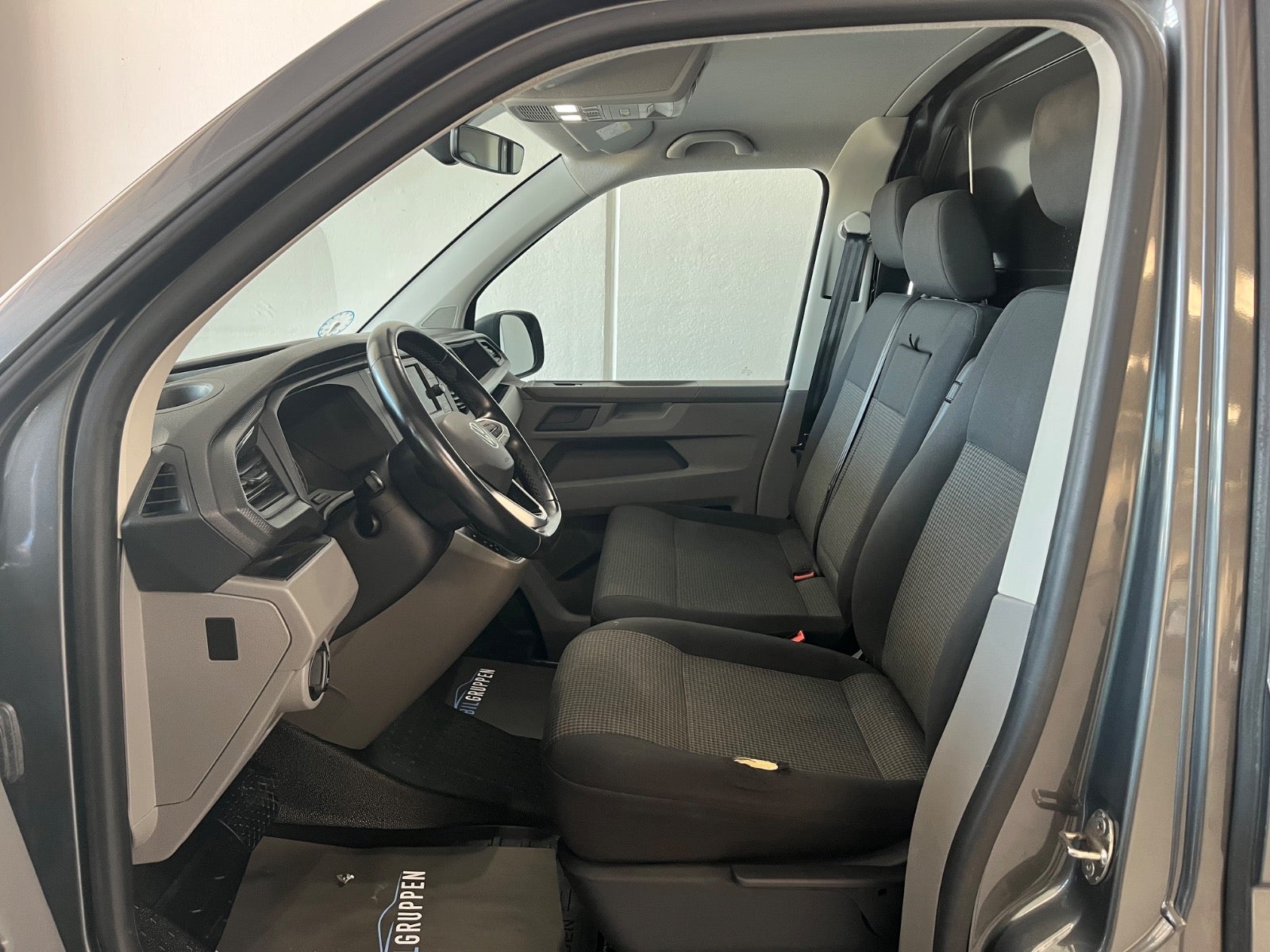 Billede af VW Transporter 2,0 TDi 150 Kassevogn DSG kort