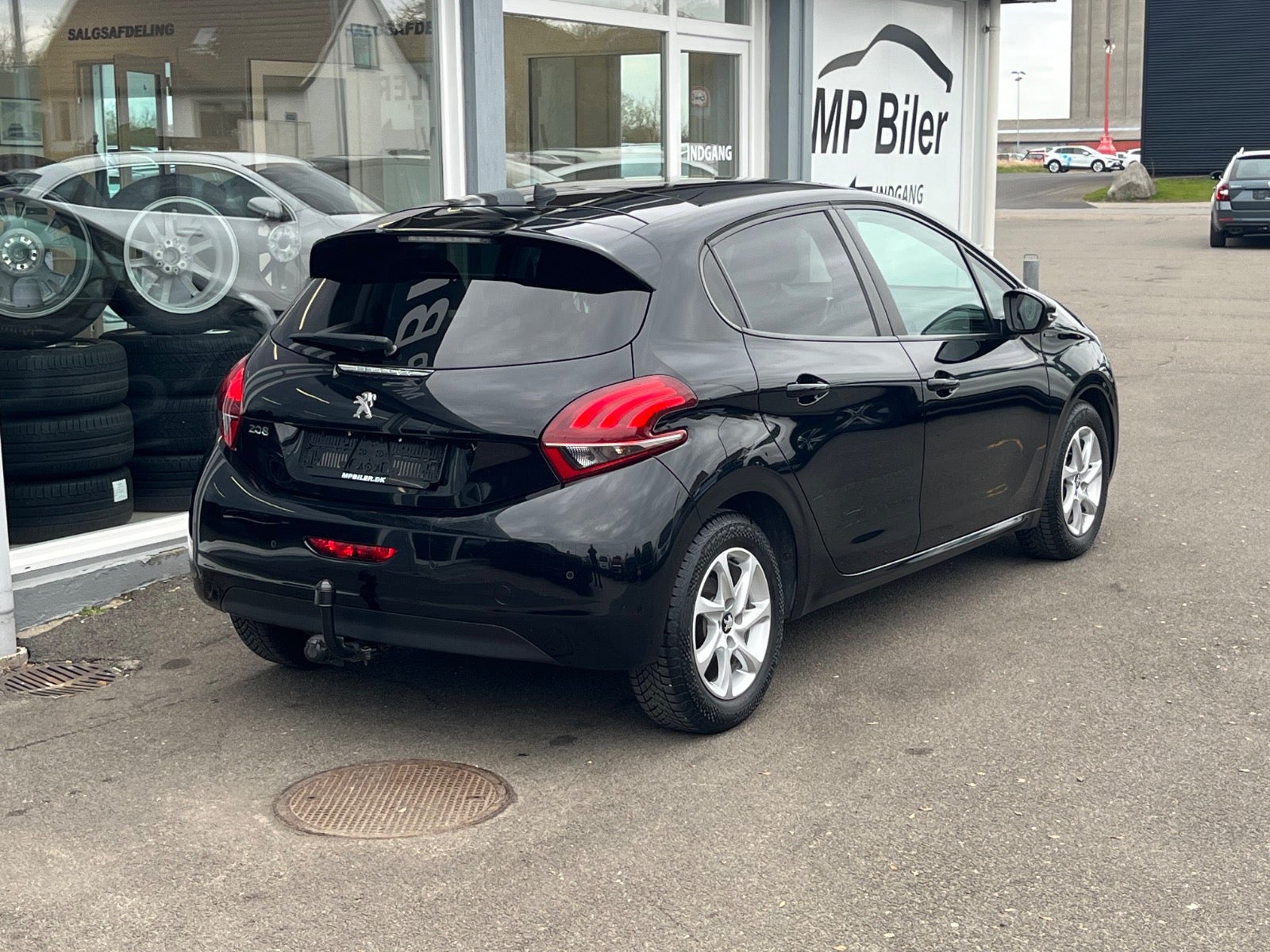 Billede af Peugeot 208 1,5 BlueHDi 100 Allure Sky