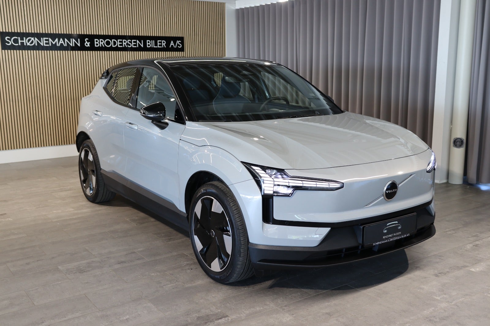 Billede af Volvo EX30  Extended Range Plus