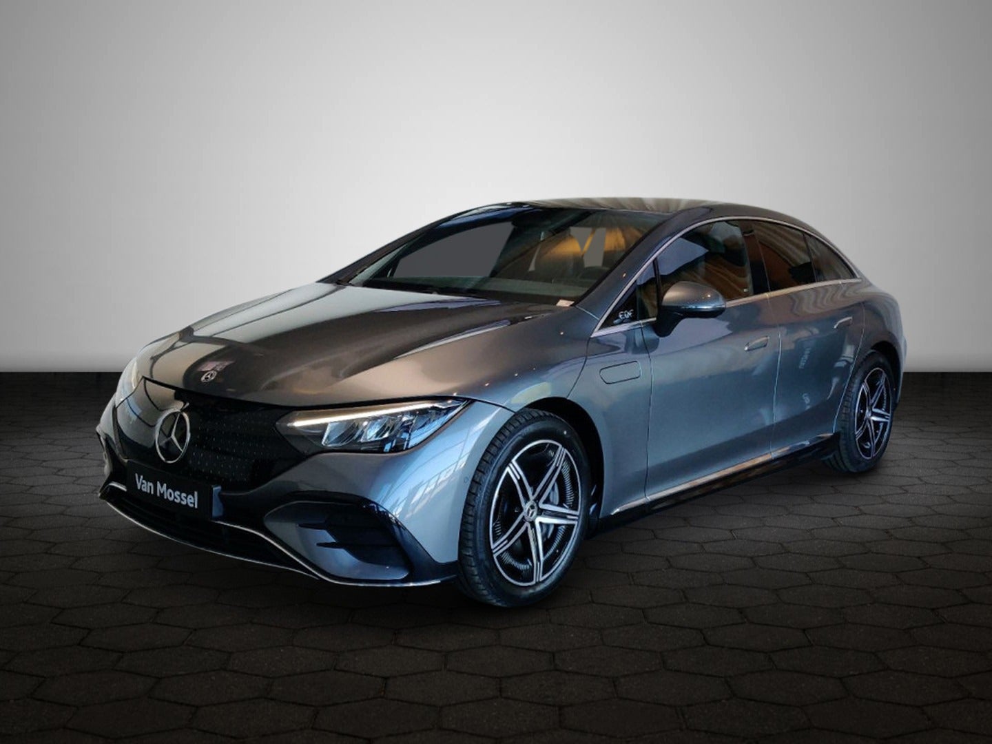 EQE350-AMG Edition-1328348556