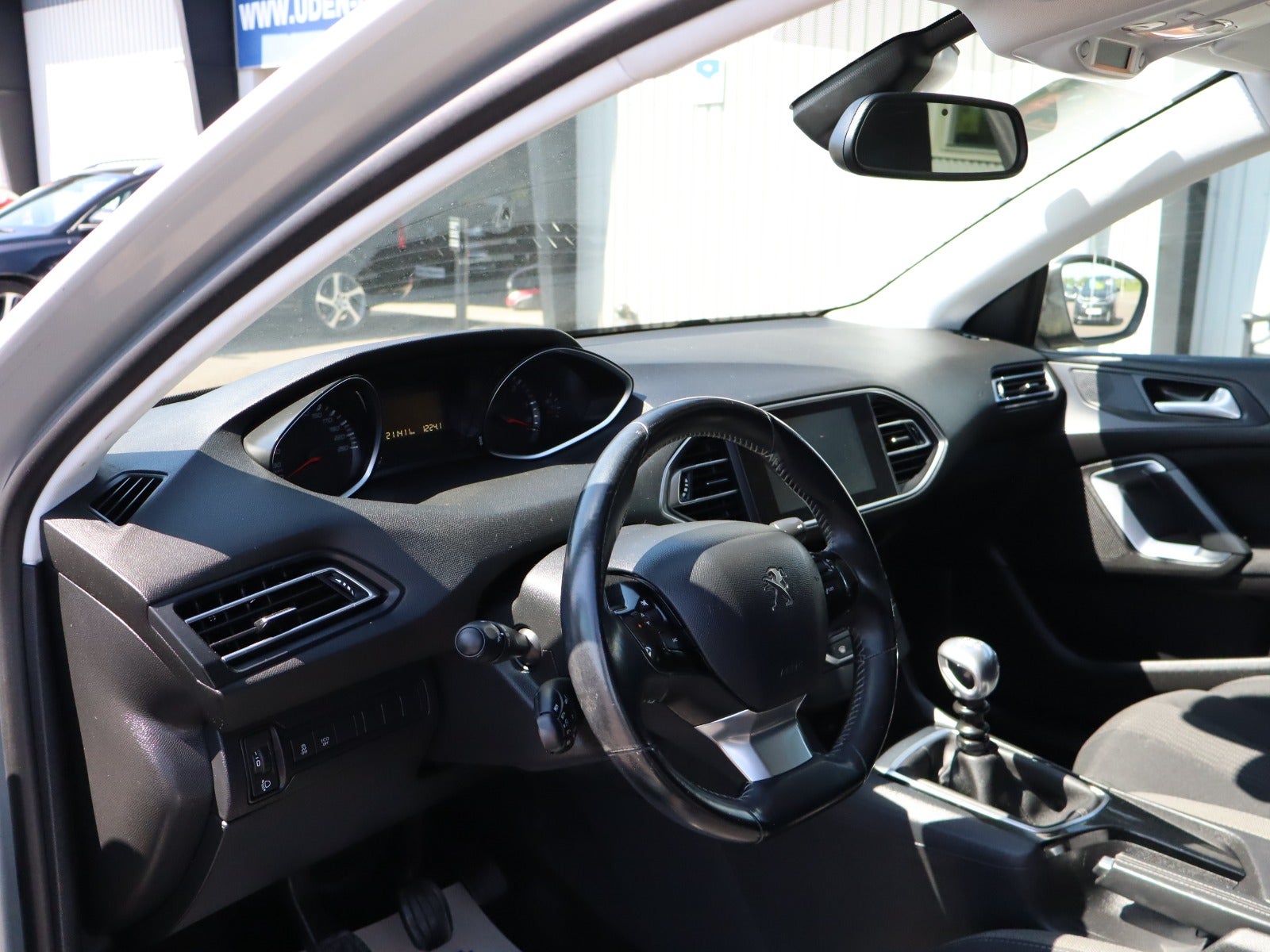 Billede af Peugeot 308 1,6 BlueHDi 120 Allure SW