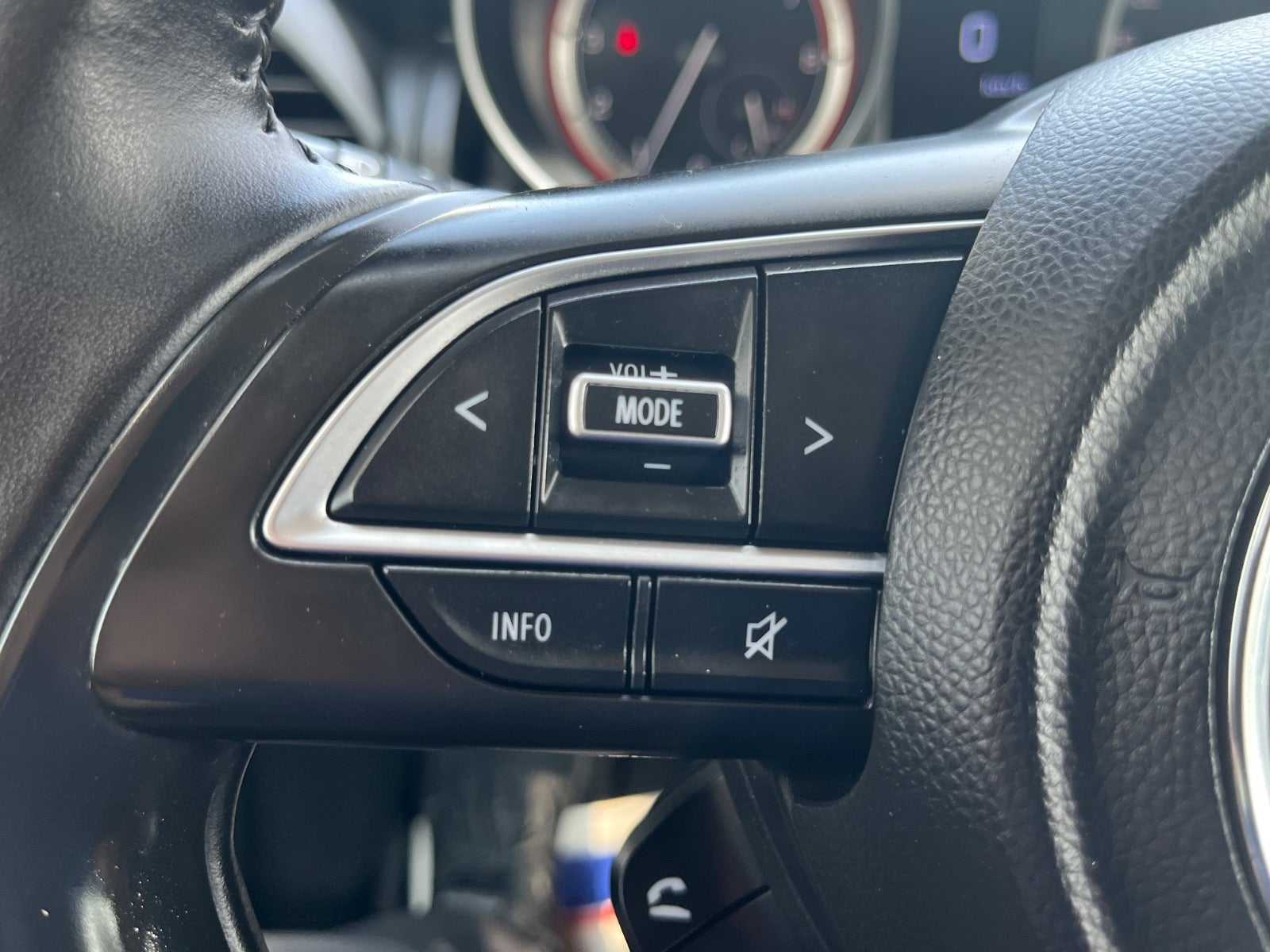 Billede af Suzuki Swift 1,2 mHybrid Club CVT
