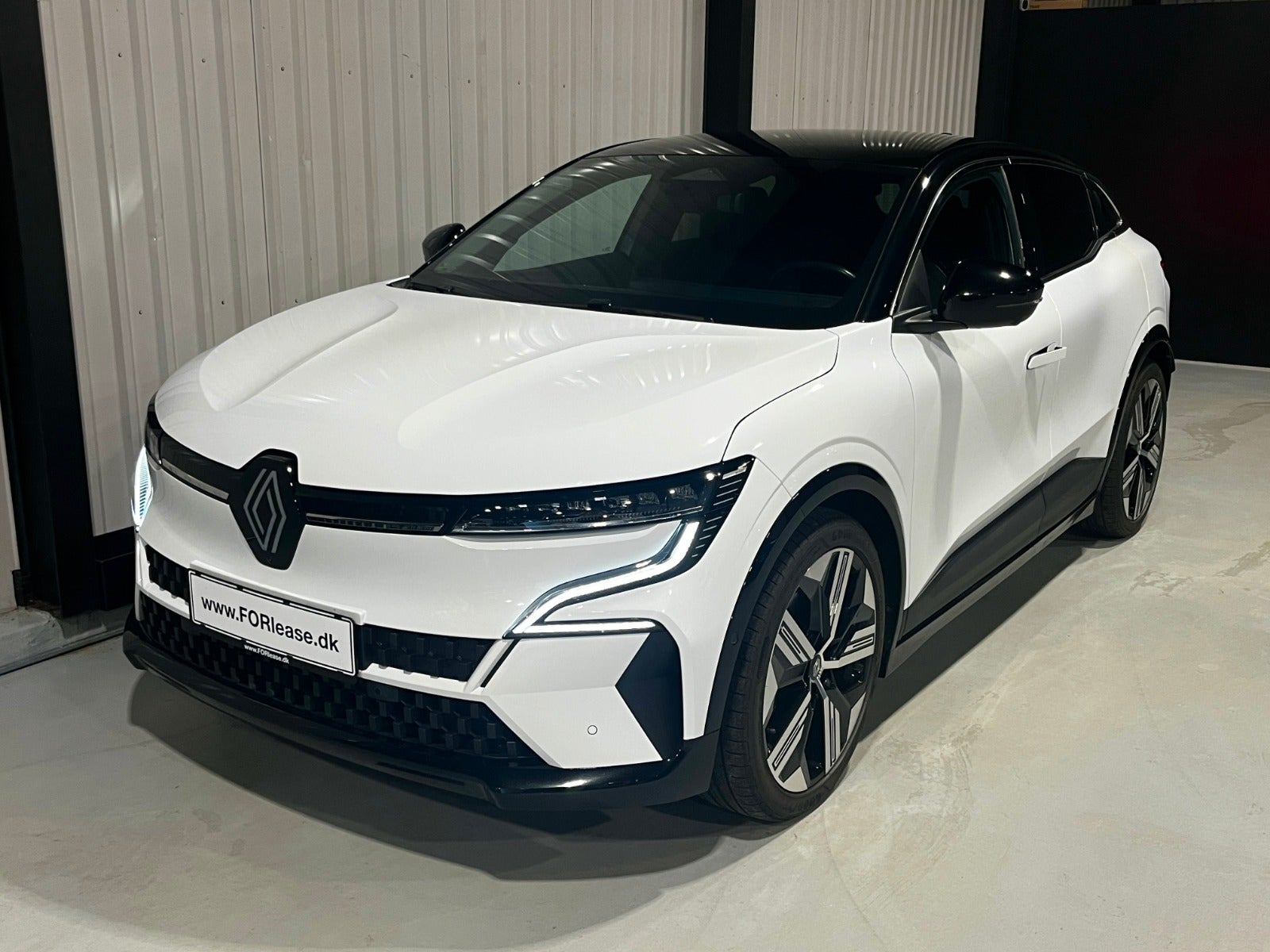 Renault Megane E-Tech 2023