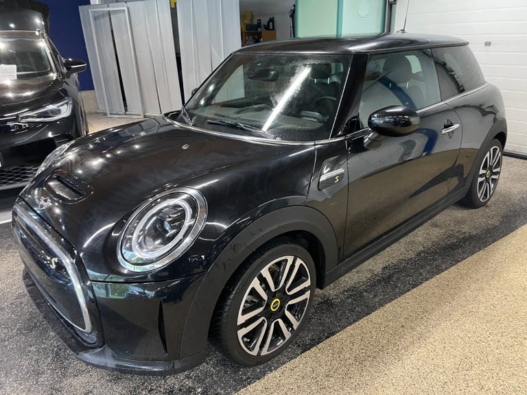 MINI Cooper SE Classic Trim