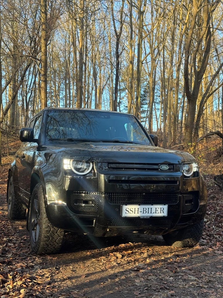 Land Rover Defender 110