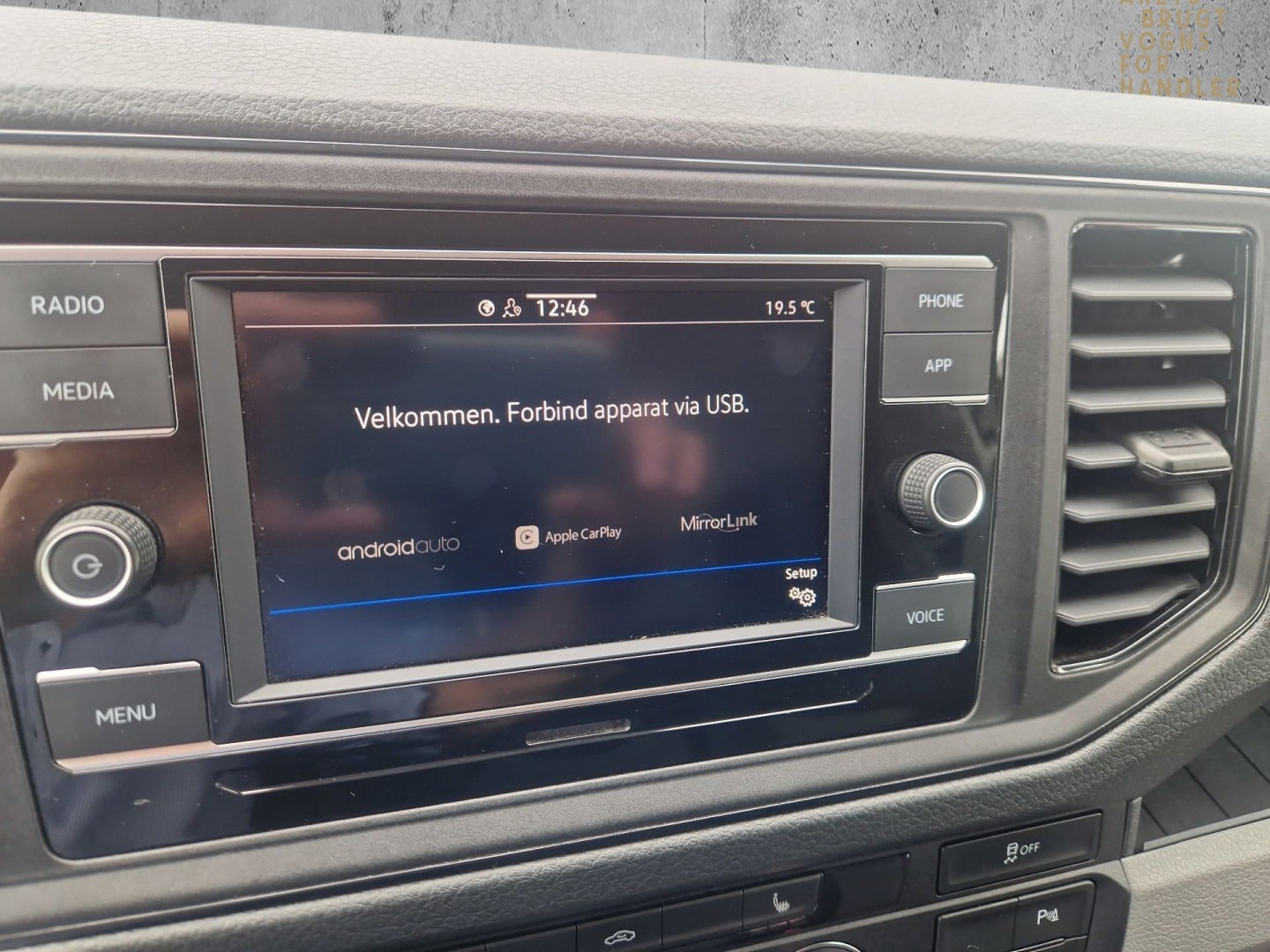 Billede af VW Crafter 35 2,0 TDi 177 Kassevogn L3H2 aut.