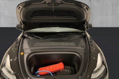 Tesla Model Y Performance AWD