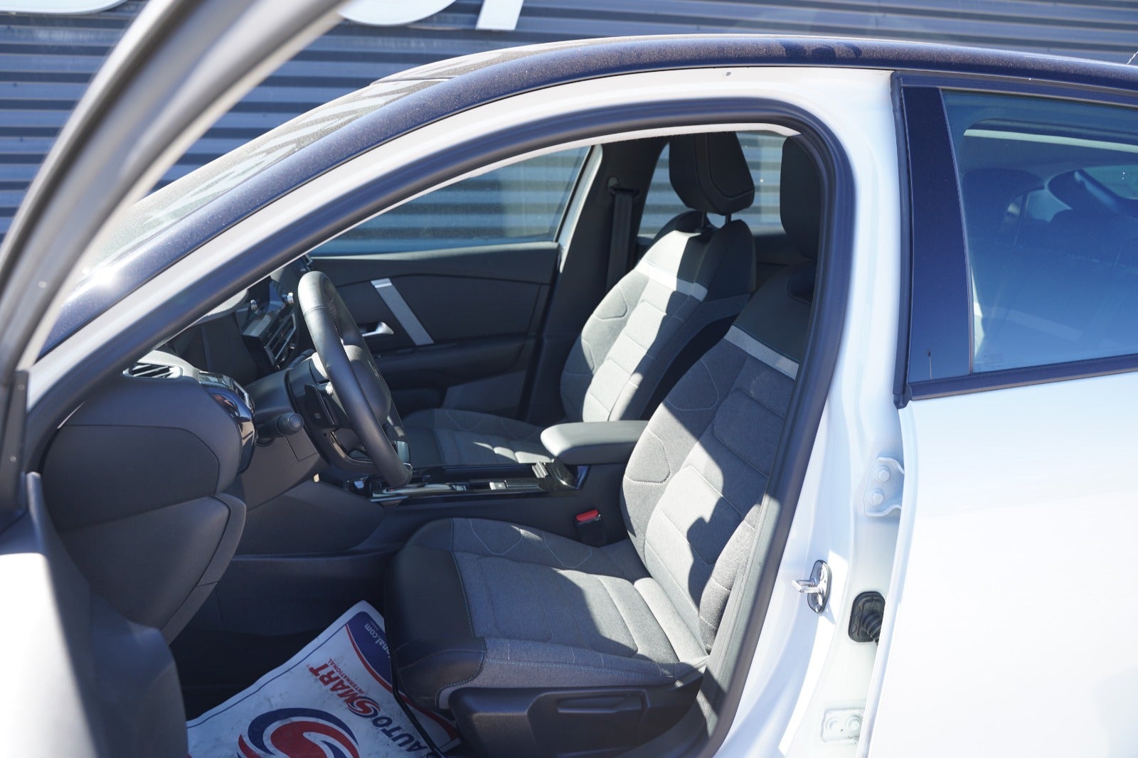 Billede af Citroën C4 1,2 PureTech 130 Chevron Sport+ EAT8