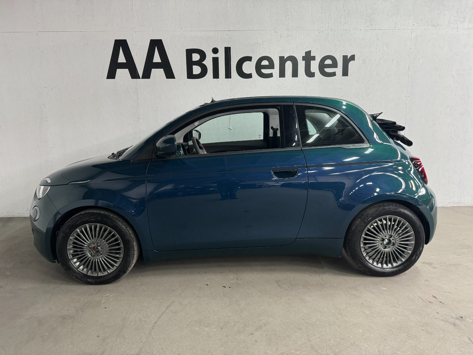 Fiat 500e Icon Cabrio