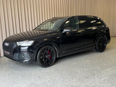 Audi Q7 3,0 TDi 272 S-line quattro Tiptr. 7prs 5d