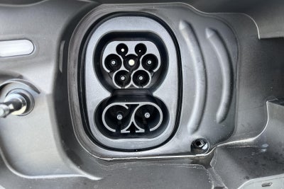 Ford Explorer Premium Extended Range