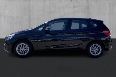 BMW 220i Active Tourer Advantage - 1