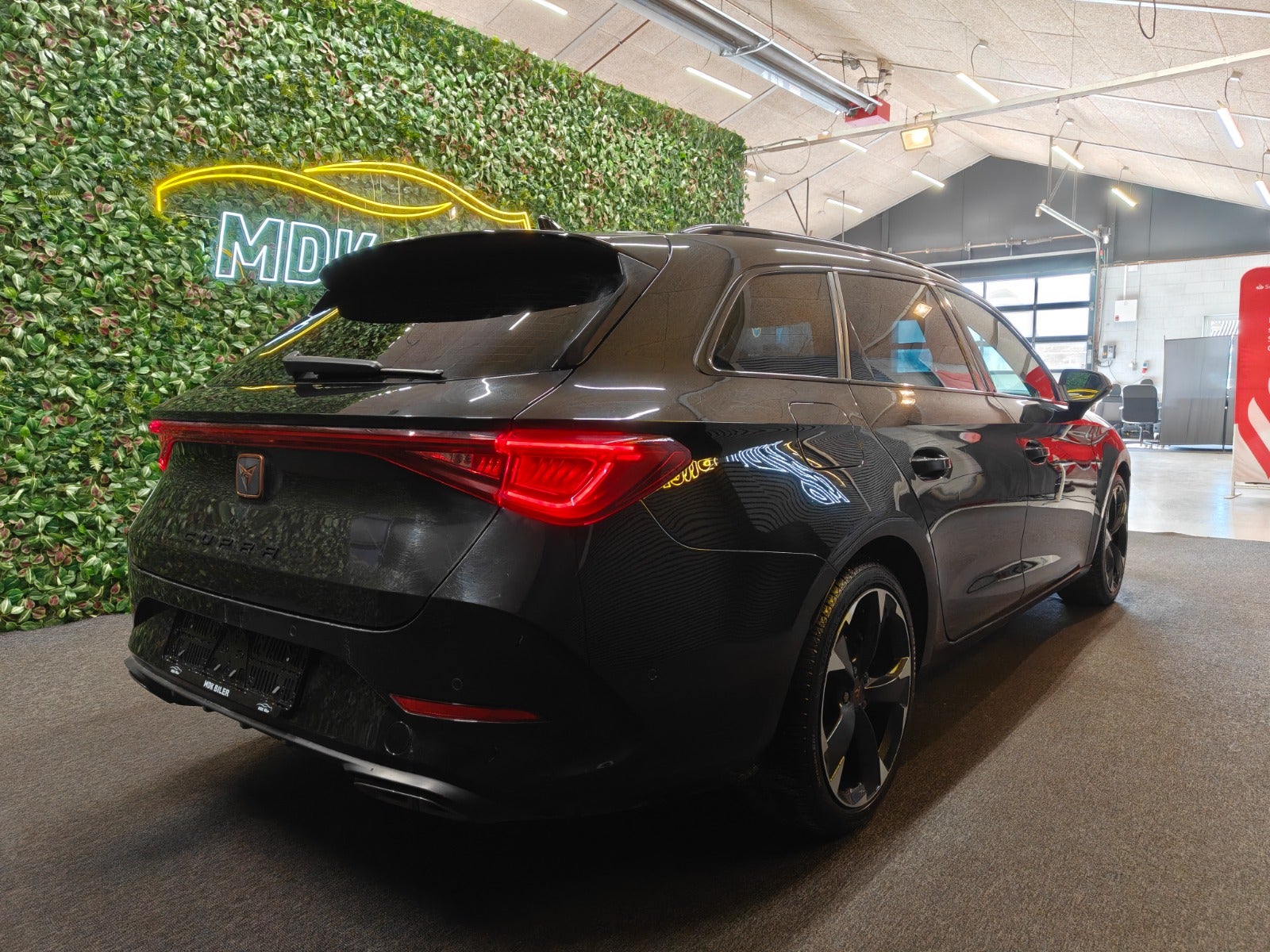 Billede af Cupra Leon 1,5 eTSi High Sportstourer DSG