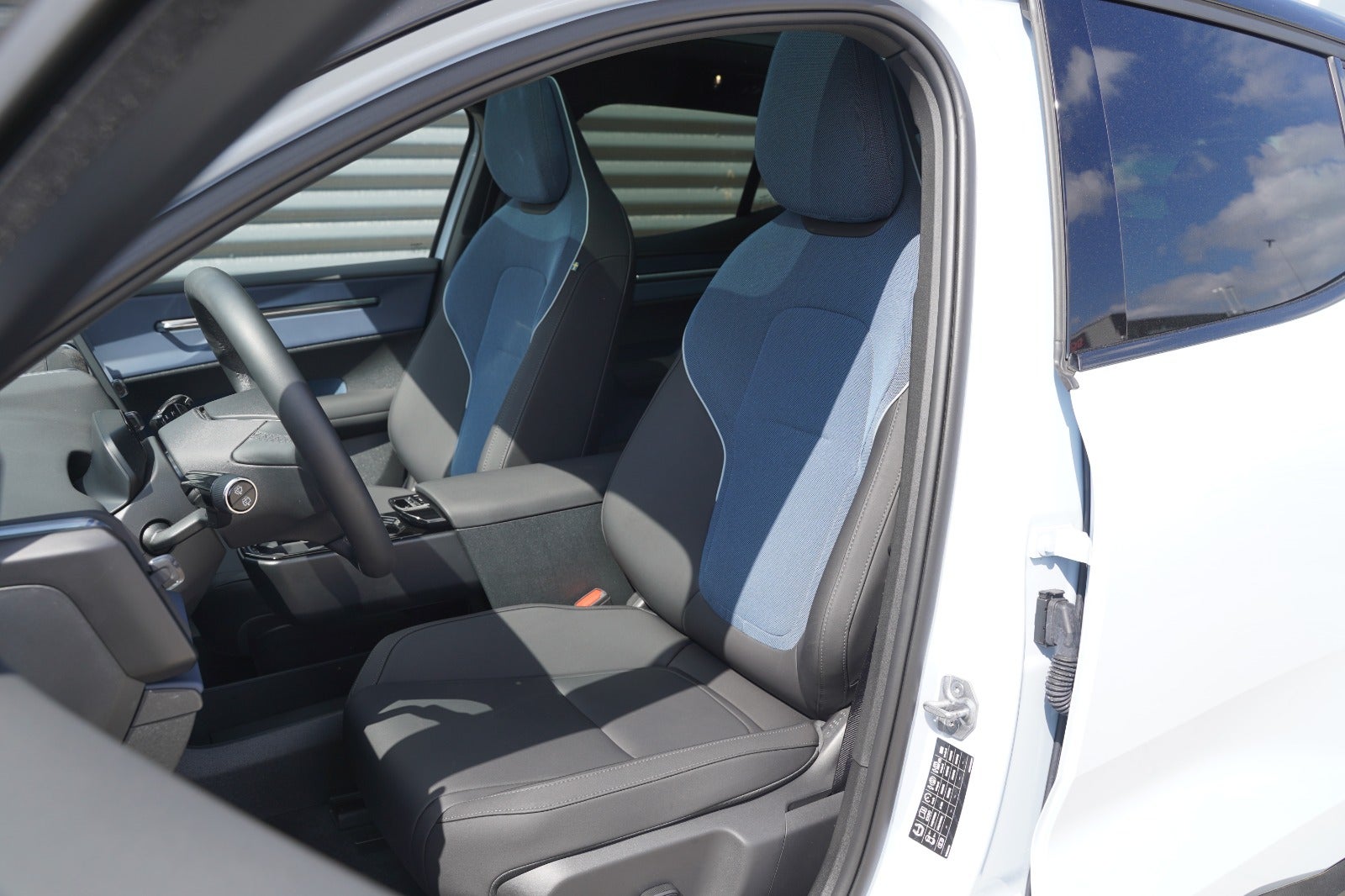 Billede af Volvo EX30  Twin Performance Ultra