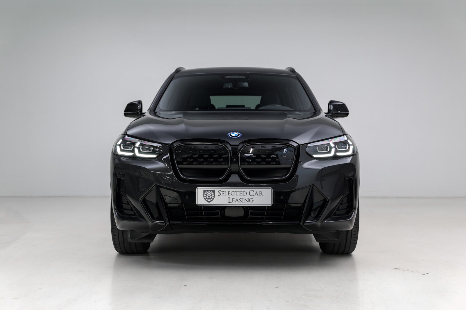 BMW iX3 Charged Plus M-Sport