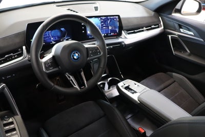 BMW iX2 eDrive20 M-Sport Premium