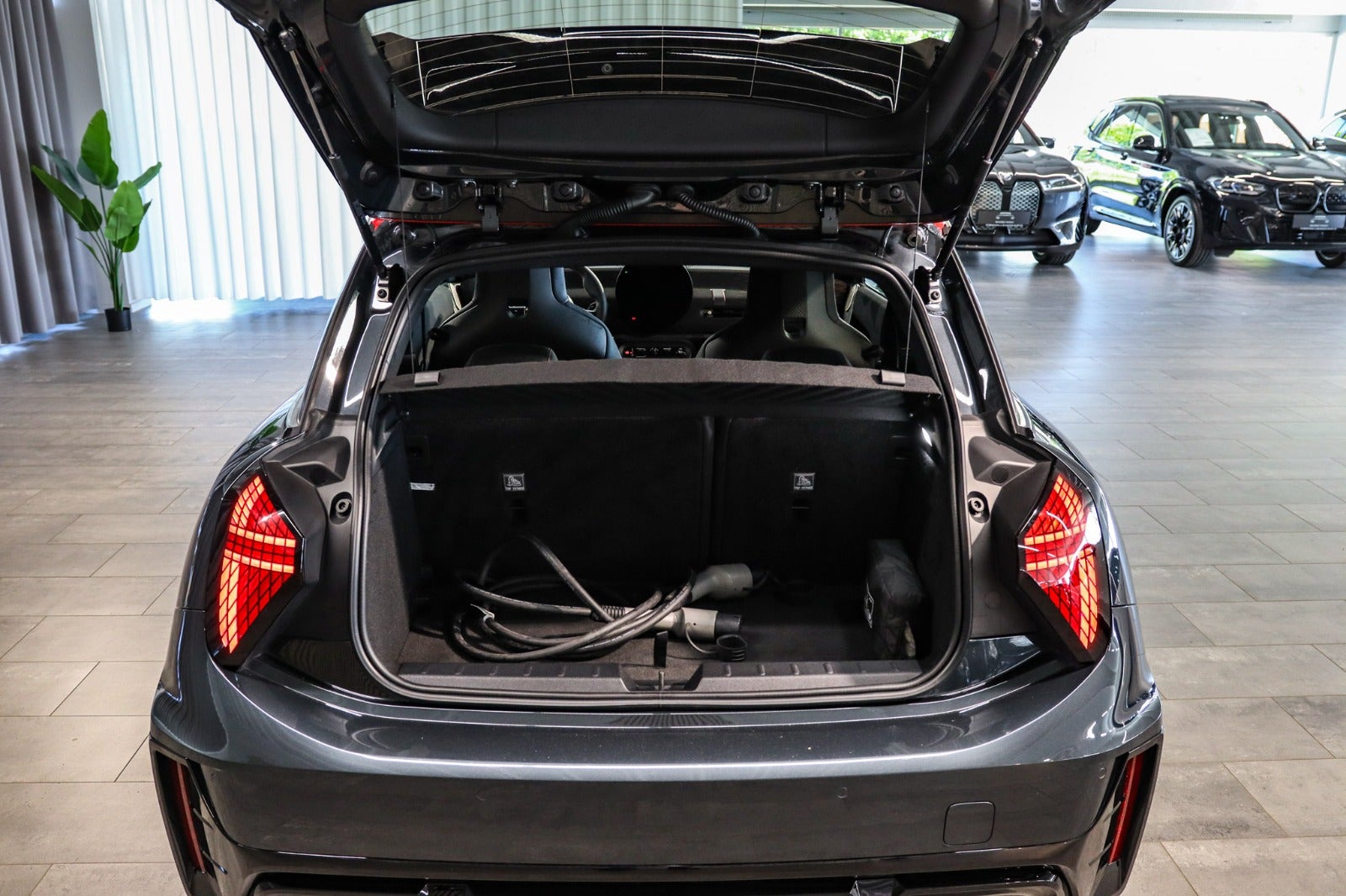 Billede af MINI Cooper SE  JCW Trim XL
