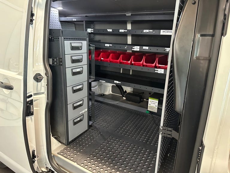 VW Transporter TDi 150 Kassevogn DSG lang