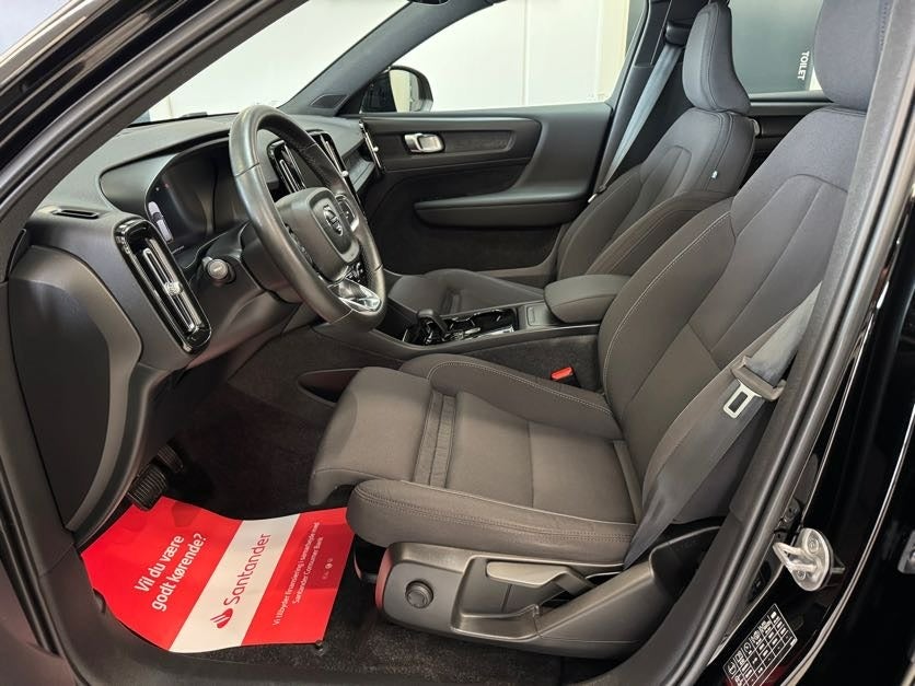 Volvo XC40 P6 ReCharge Core