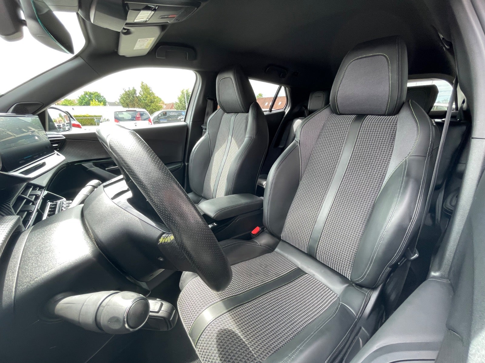 Billede af Peugeot e-2008 50 GT Line