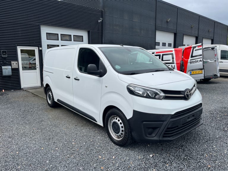 Toyota ProAce D 115 Medium Comfort