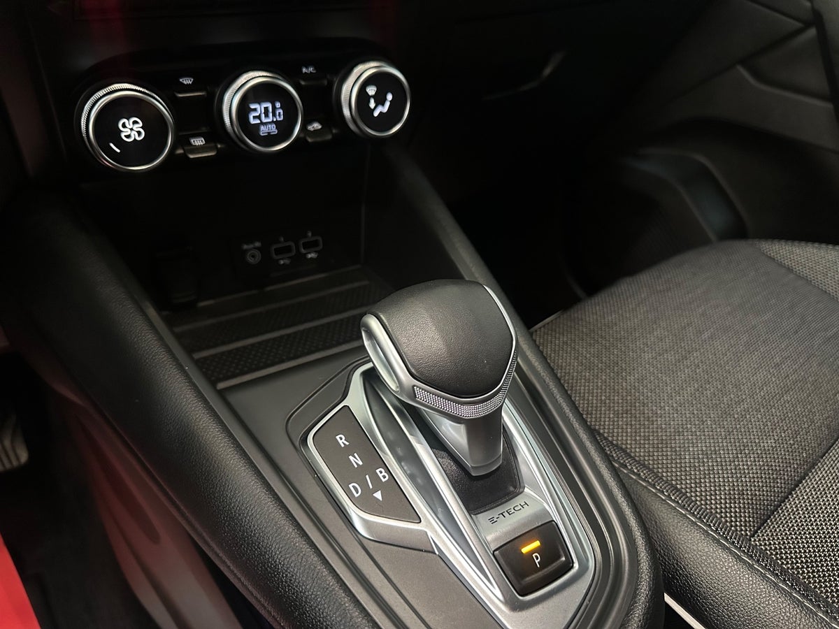 Renault Captur E-Tech Intens