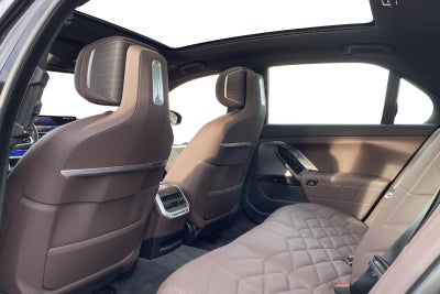 BMW i7 eDrive50