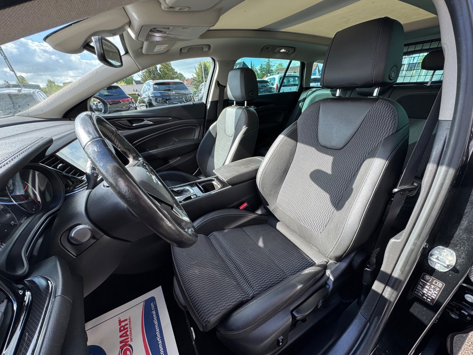 Billede af Opel Insignia 1,5 T 165 Dynamic Sports Tourer aut.