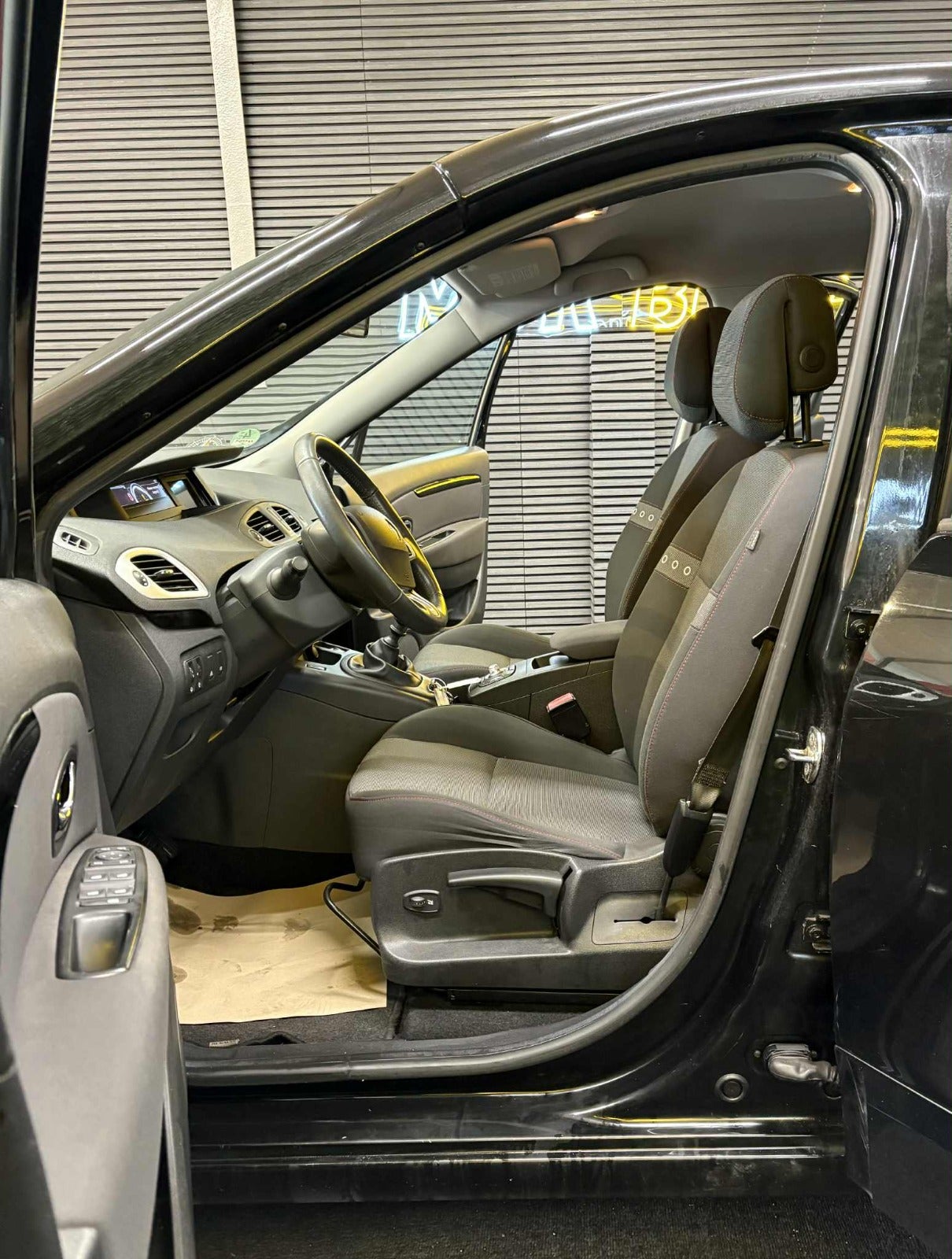 Billede af Renault Grand Scenic III 1,5 dCi 110 Authentique 7prs