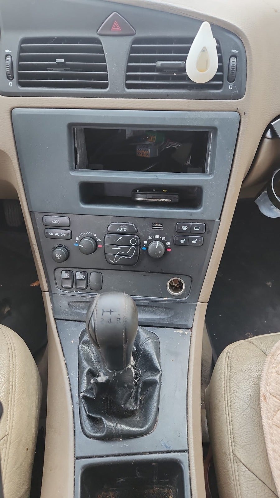 Volvo V70 140 Addition