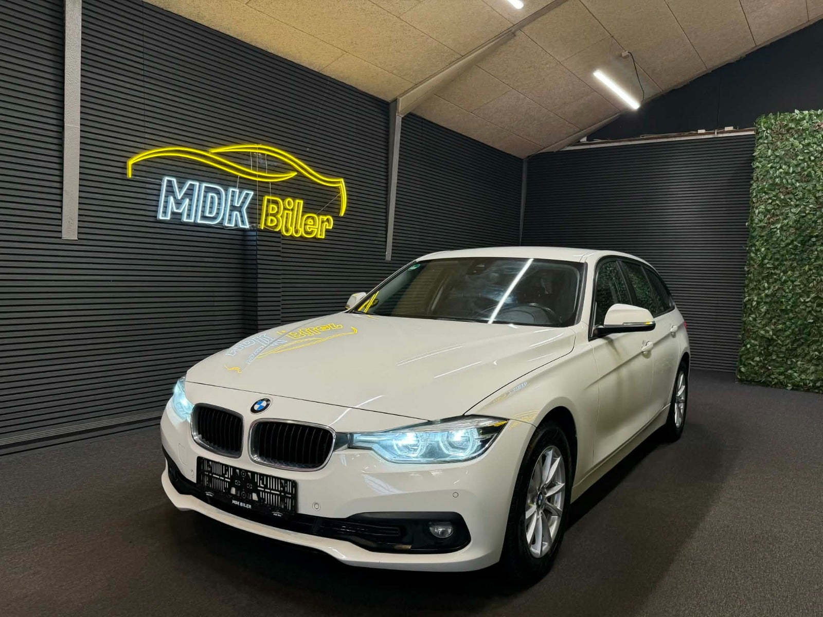 Billede af BMW 320d 2,0 Touring aut.