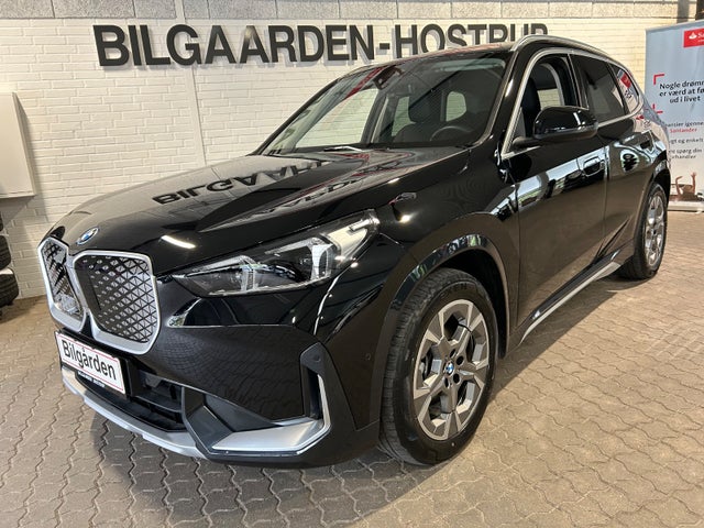 BMW iX1 eDrive20 X-Line