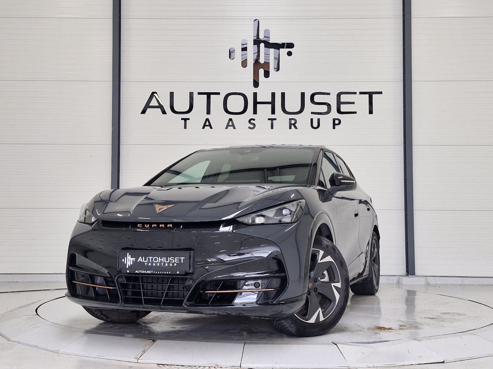 Billede af Cupra Tavascan 77