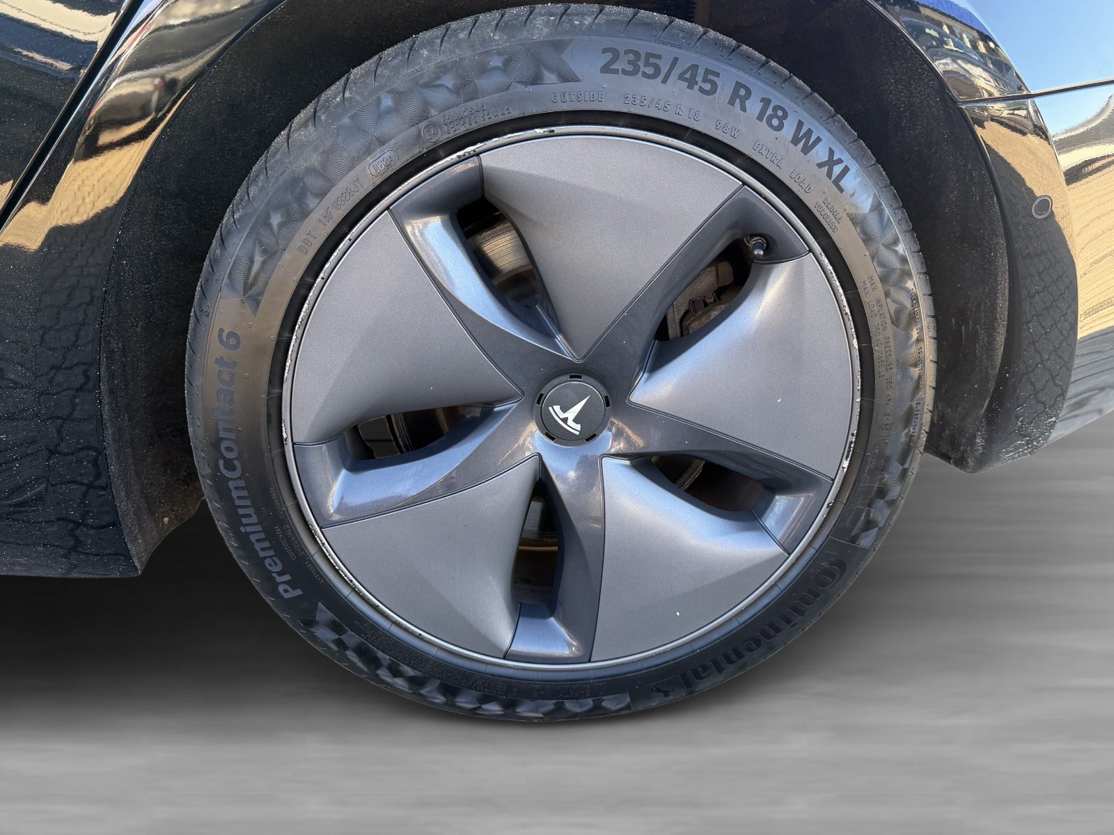 Billede af Tesla Model 3  Standard Range+ RWD