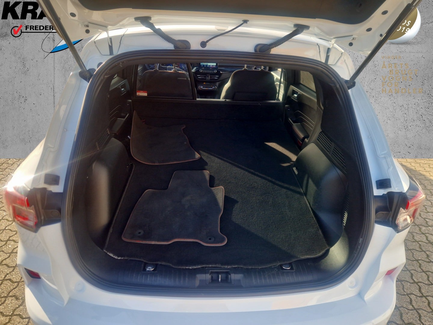 Billede af Ford Kuga 2,5 PHEV ST-Line CVT Van