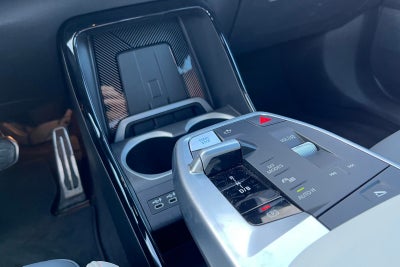 BMW iX2 eDrive20 M-Sport