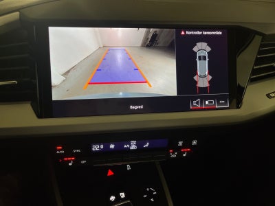 Audi Q4 e-tron Business Van